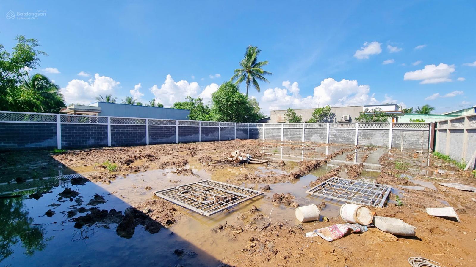 Bán lô góc 2 mặt tiền 586m² thổ cư 100% Tân Bửu - Sát Eco Retreat - Giáp TP.HCM