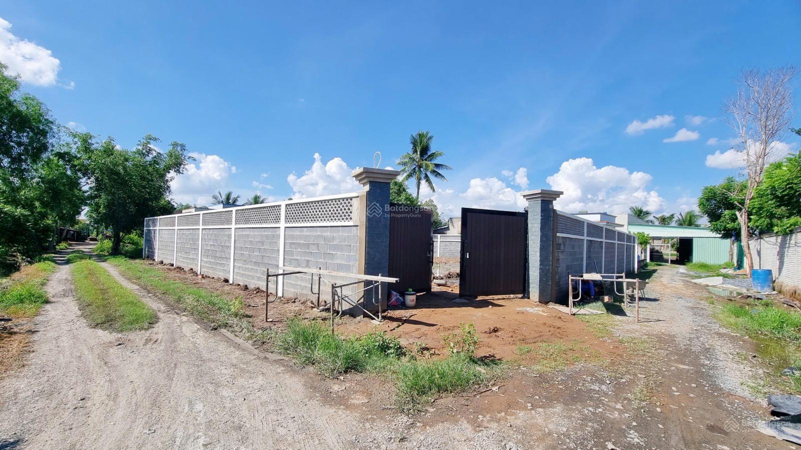 Bán lô góc 2 mặt tiền 586m² thổ cư 100% Tân Bửu - Sát Eco Retreat - Giáp TP.HCM