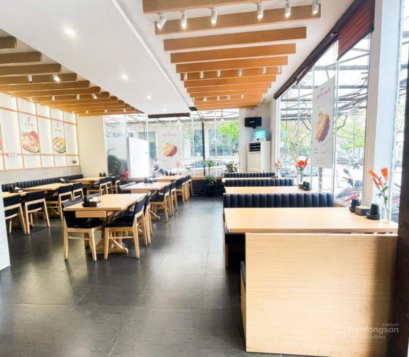 Cho thuê nhà mặt phố Tôn Thất Tùng gần ĐH Y, DT 70m²x2Tầng, MT 7m, giá chỉ 45tr, KD mọi mô hình