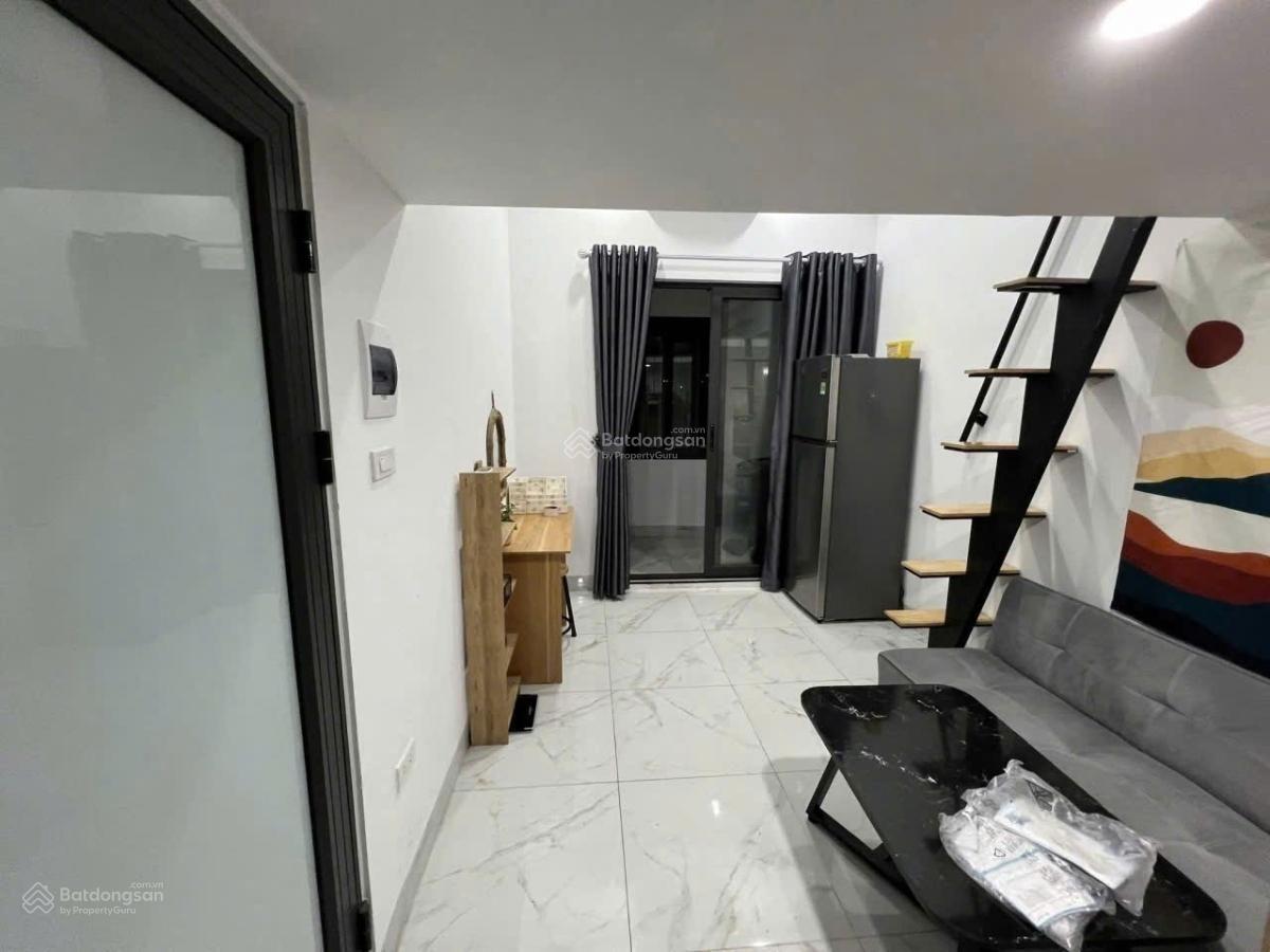 Chỉ có 1! Nhà dòng tiền Phú Diễn 42m2*5T*7 ngủ, DT 300tr, dân xây ở ngay, sổ đẹp, chỉ 7.8 tỷ