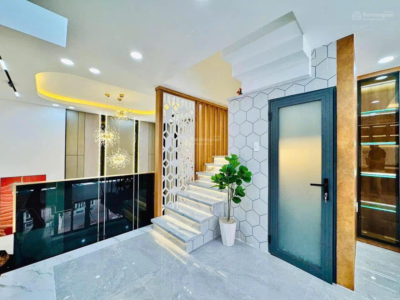 Nhà mới xây Tân Hoà Đông, ngang khủng 6,5m x 12, 4 tầng, có sân thượng, hẻm 7m , chỉ 2p về Quận 6 Nhà mới xây Tân Hoà Đông, ngang khủng 6,5m x 12, 4 tầng, có sân thượng, hẻm 7m , chỉ 2p về Quận 6