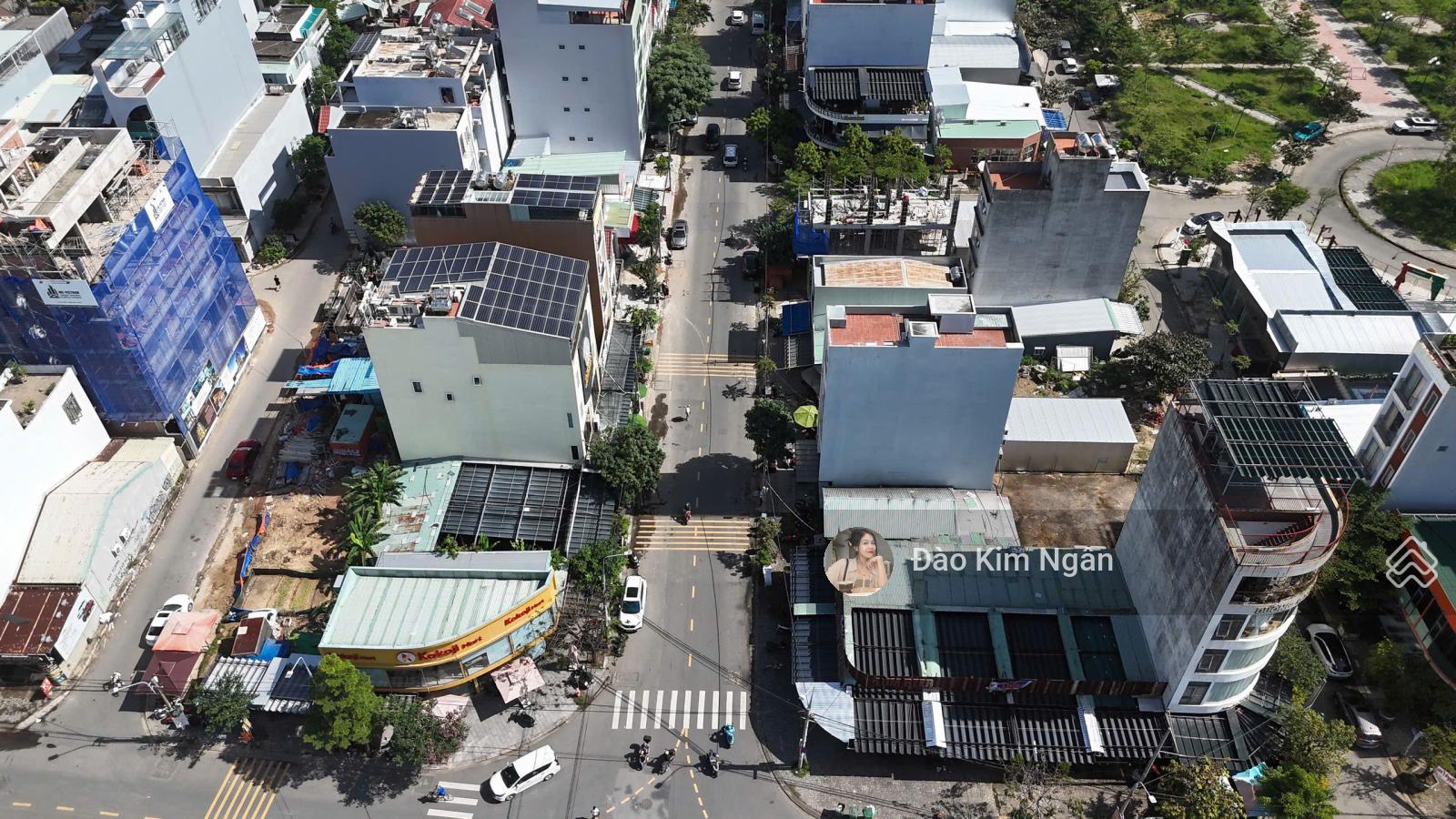 Bán đất tặng nhà MT đường Đỗ Bá - Vị trí đẹp - Trục chính phố An Thượng - Cách biển 600m. Bán đất tặng nhà MT đường Đỗ Bá - Vị trí đẹp - Trục chính phố An Thượng - Cách biển 600m.