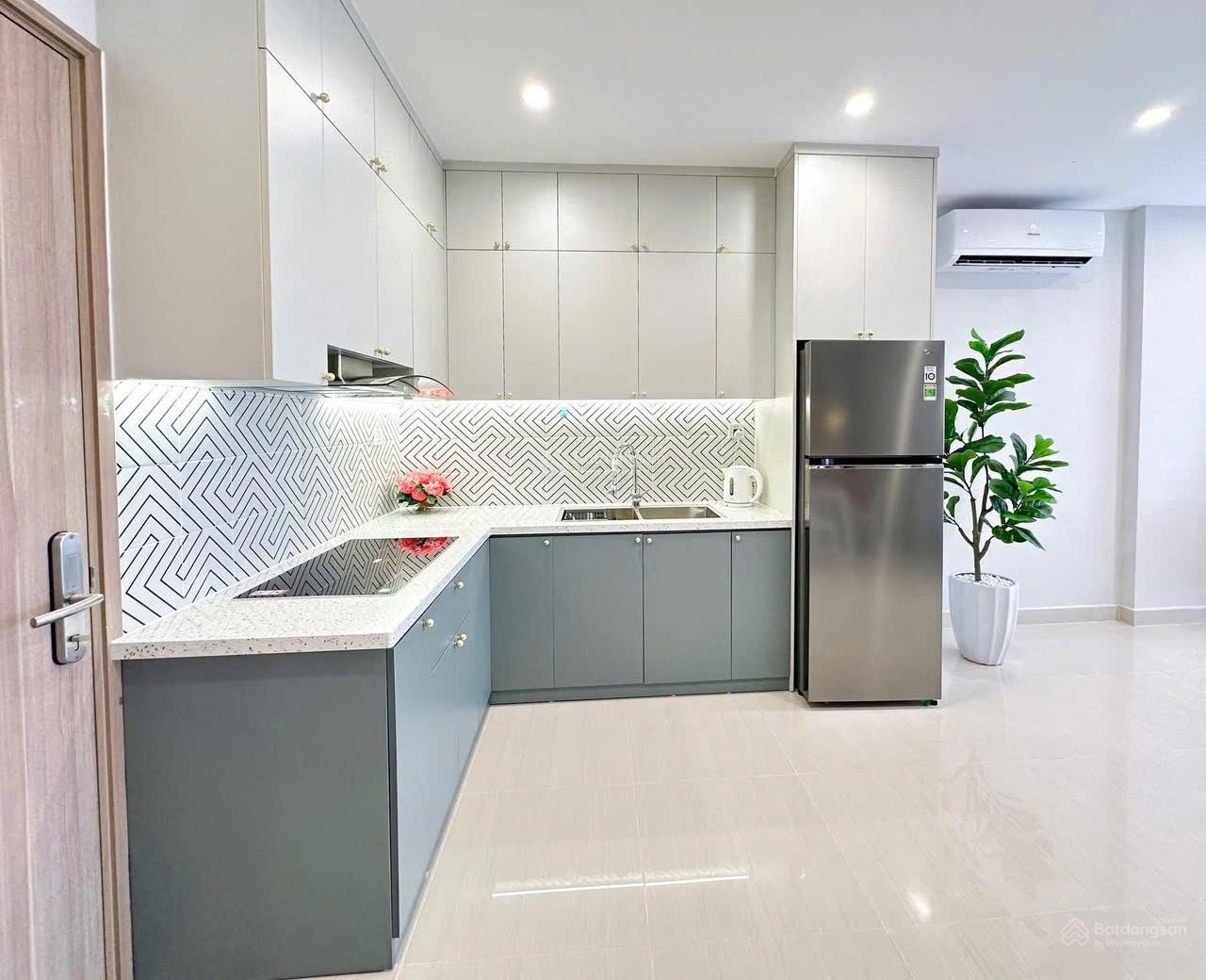 Chính chủ cần cho thuê giá 8tr/tg với căn hộ 1N+ ,nhà hướng đẹp mới tinh lh: 0978 121 ***