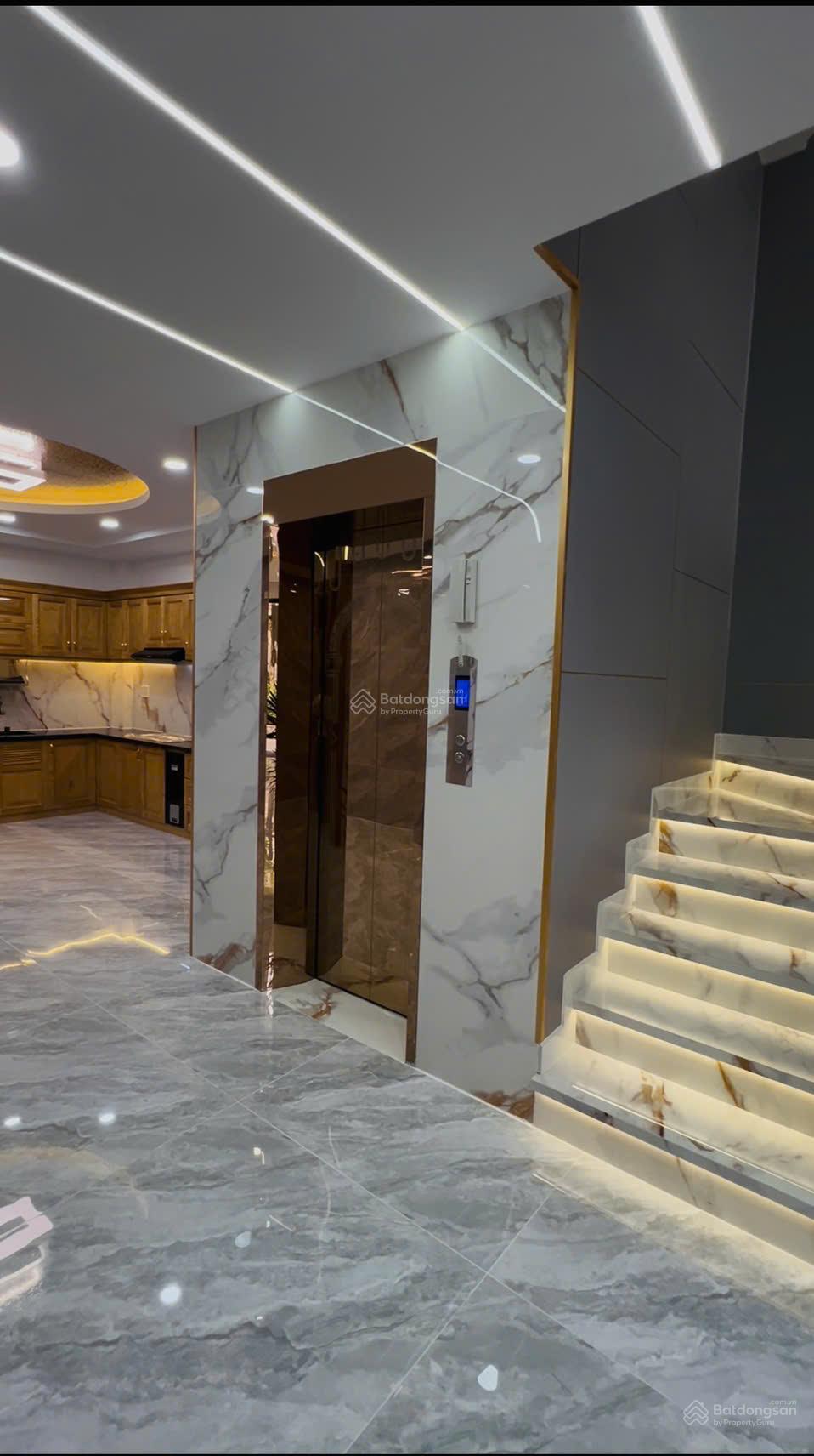 Nhà siêu đẹp có thang máy Hẻm 7m thông phường Phú Thạnh Dt 4,7mx17m 4 tấm giá 13,8 tỷ