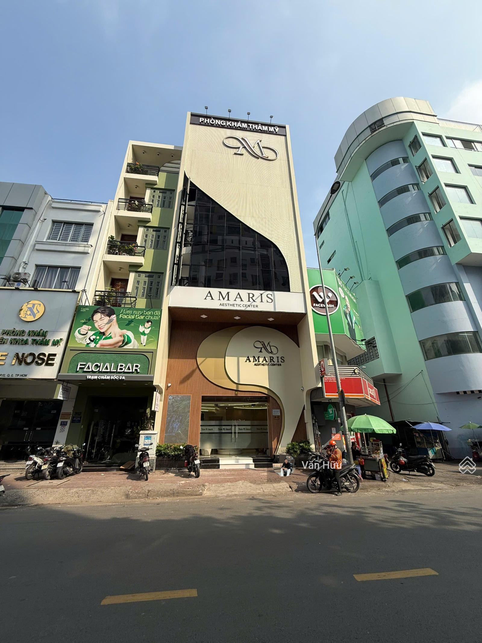 Bán gấp mặt tiền Nguyễn Cửu Vân, Q. Bình Thạnh - DT: 9x20m - 7 tầng - HĐT: 250 triệu - giá: 50 tỷ