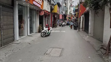 Có 102! Bán nhà khu Yên Hòa, Cầu Giấy, dân xây, sát phố, 35m2*5 tầng giá 6.x tỷ