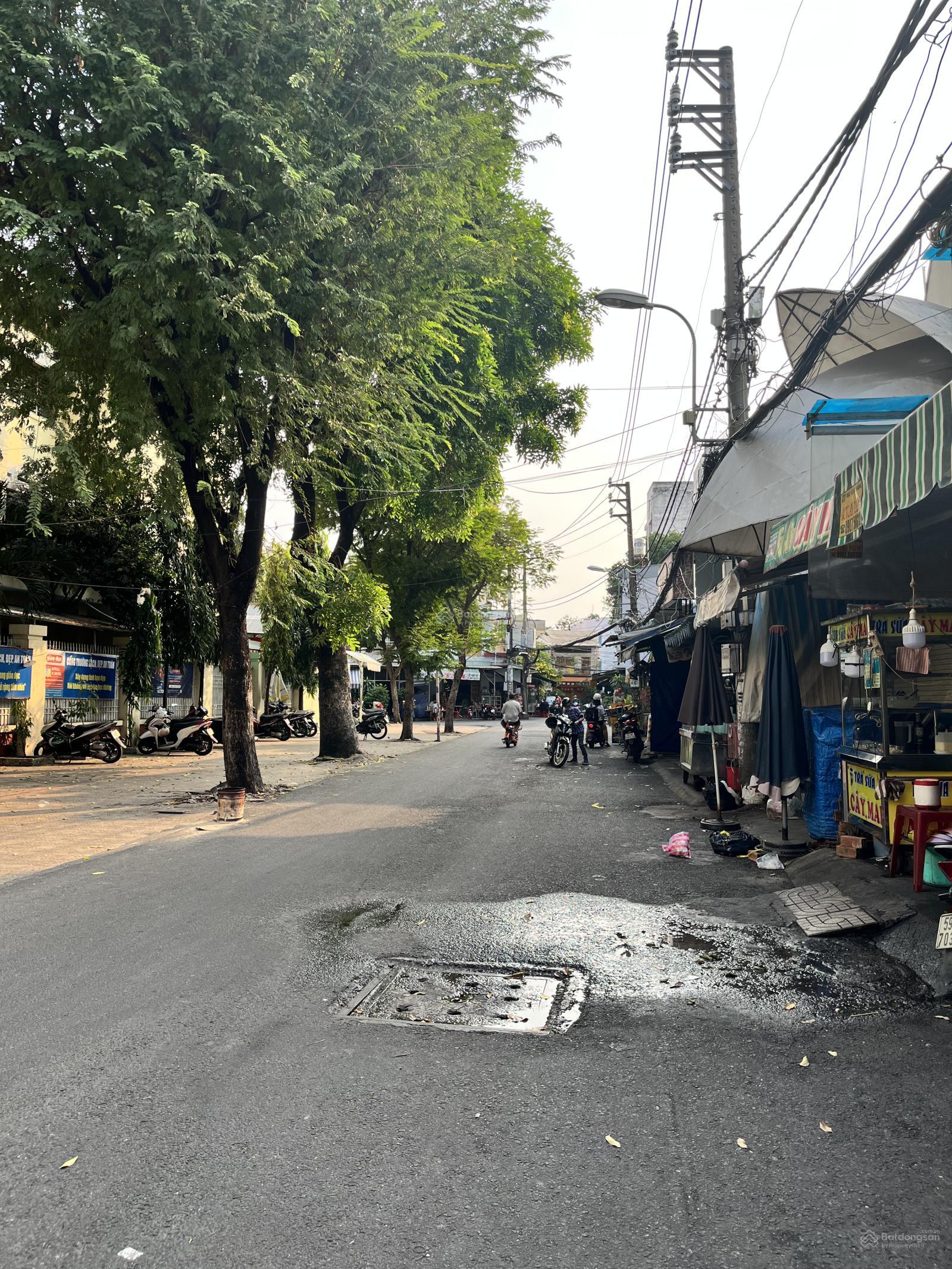 Lê Quang Sung Q6 hẻm xe hơi - 3,6x13m - 3 tầng vừa ở vừa kinh doanh, đường trước nhà 8 m - 7,9 tỷ