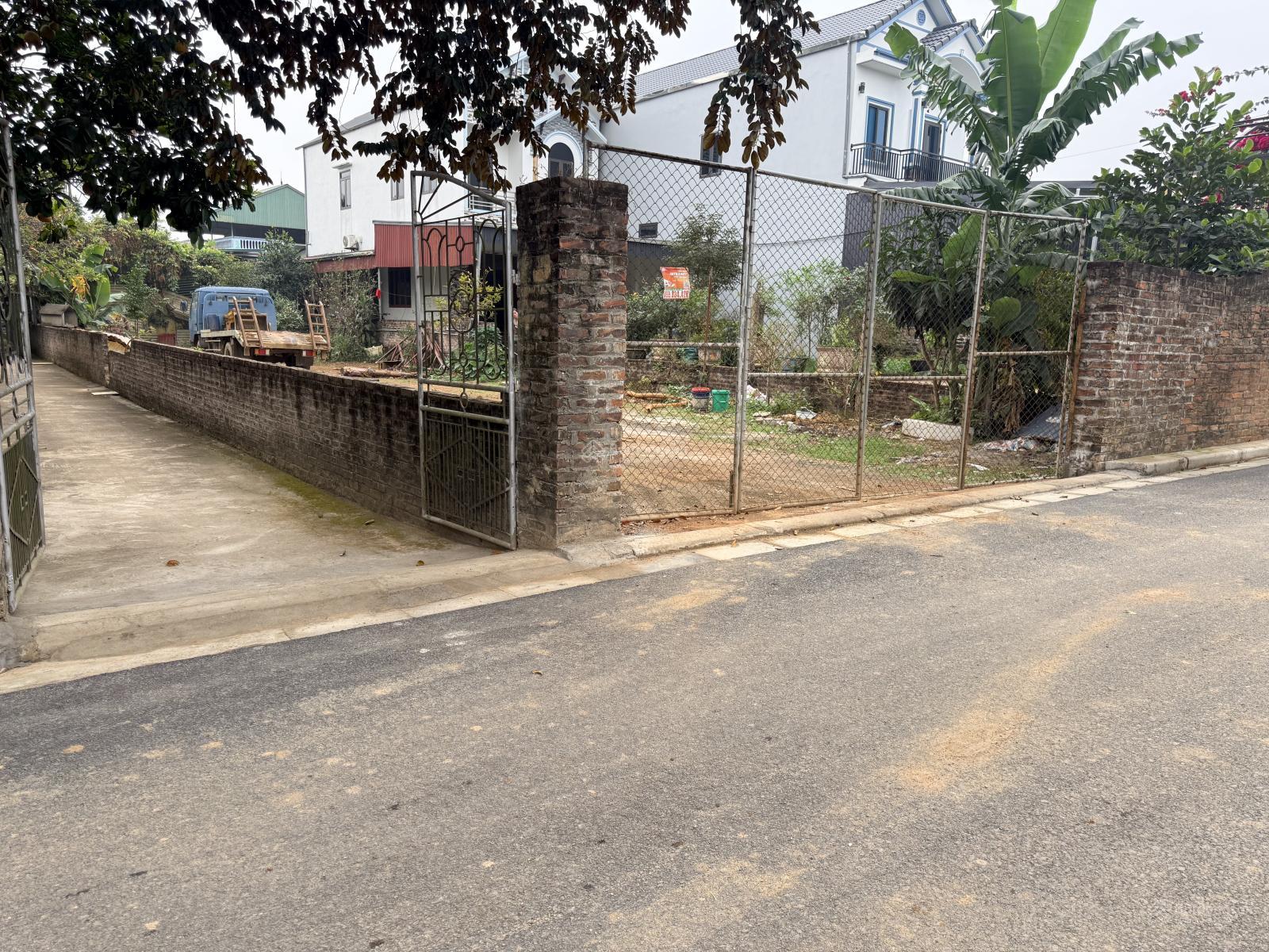 Hàng hiếm Hòa Trúc lô góc 2 mặt thoáng trục chính ô tô tránh 354,8m2 Thổ cư 100m2, MT 9.3m 5.5 tỷ Hàng hiếm Hòa Trúc lô góc 2 mặt thoáng trục chính ô tô tránh 354,8m2 Thổ cư 100m2, MT 9.3m 5.5 tỷ