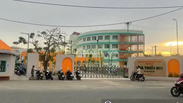 Bán nhà ngay khu UBND hành chánh Nguyễn Bình Nhà Bè DT 86m2 giá 6tỷ680 hàng hiếm. LH 0909 519 ***