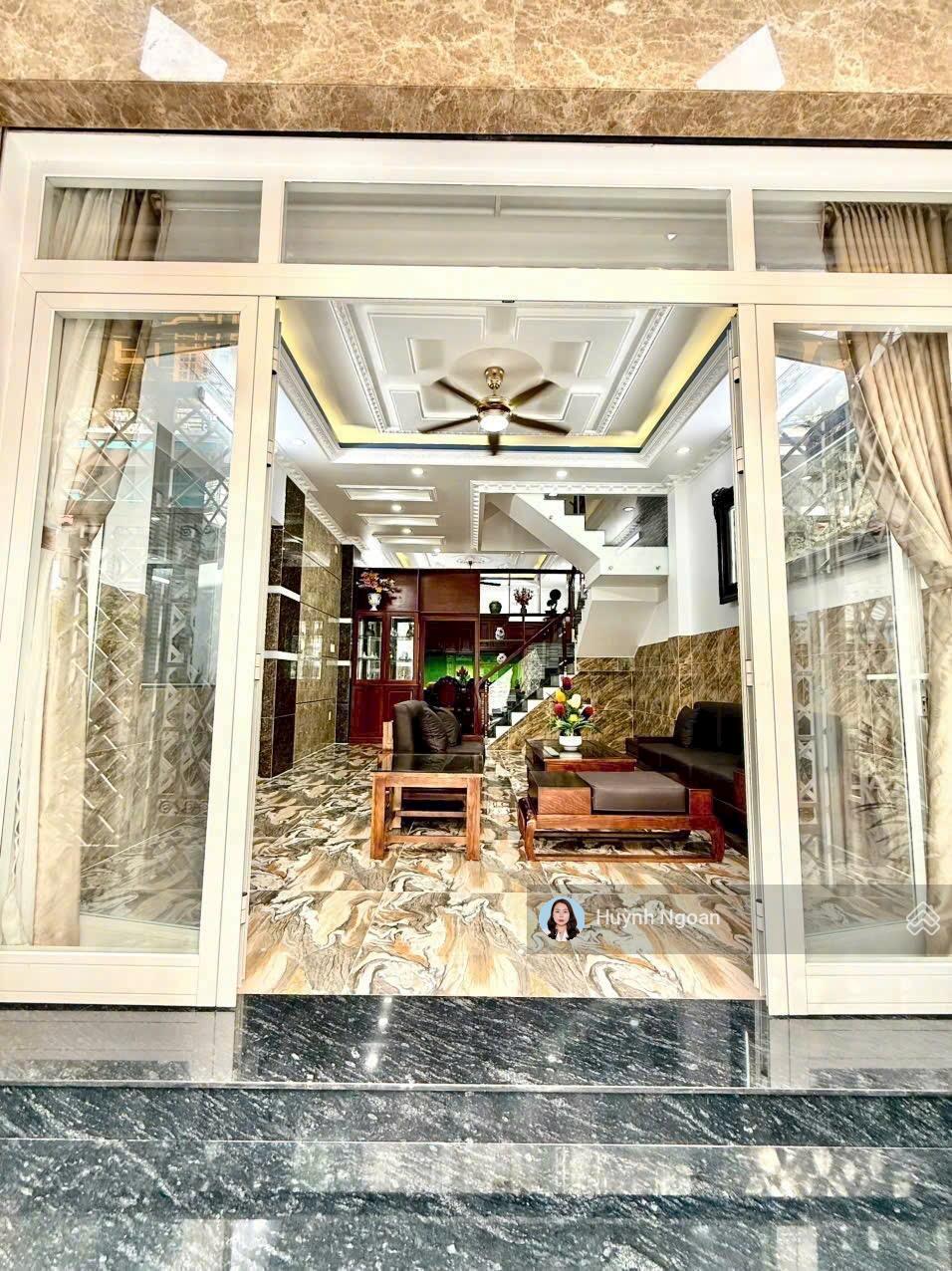 Bán nhà ngay khu UBND hành chánh Nguyễn Bình Nhà Bè DT 86M2 Giá 6Tỷ680 Hàng Hiếm.LH 0909 519 *** Bán nhà ngay khu UBND hành chánh Nguyễn Bình Nhà Bè DT 86M2 Giá 6Tỷ680 Hàng Hiếm.LH 0909 519 ***