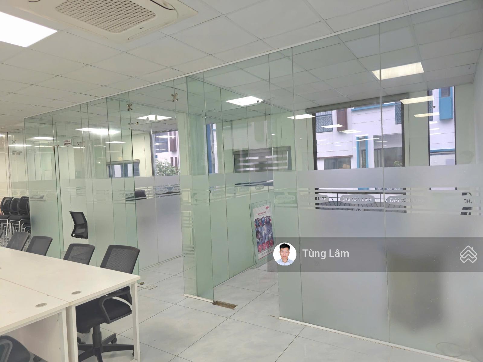 Cho Thuê văn phòng tố hữu, diện tích 280m2 giá thuê chỉ 41tr/tháng, sẵn nội thất