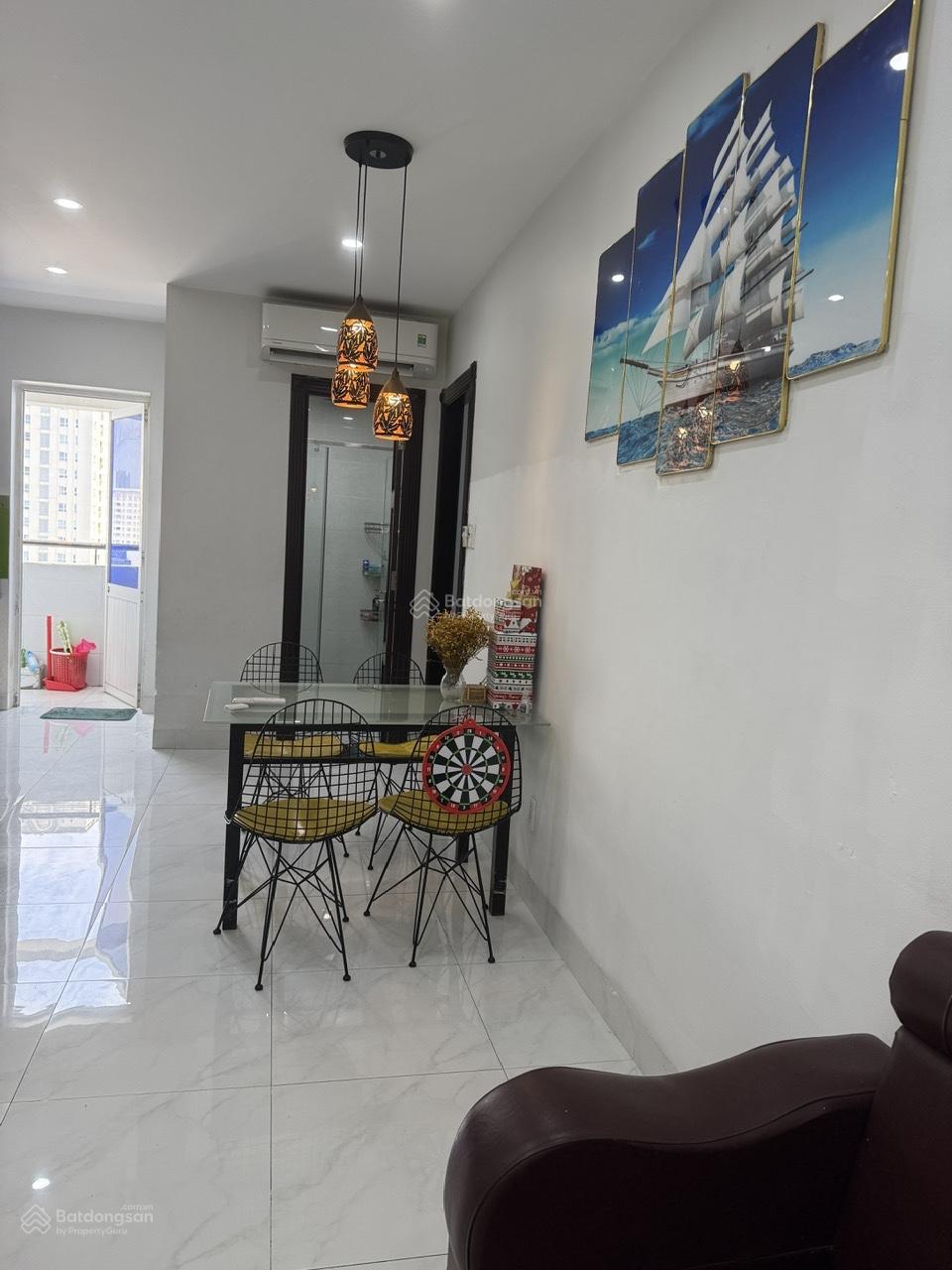 Cho thuê chung cư Him lam 6a, 70m2, 2PN, 10.5tr, LH Ms Viêm 0938 971 ***