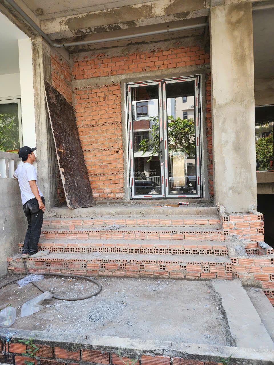 Cần bán nhà phố 108m2(5*18) hoàn thiện căn bản Mystery Quận 2 giá 35 tỷ TL