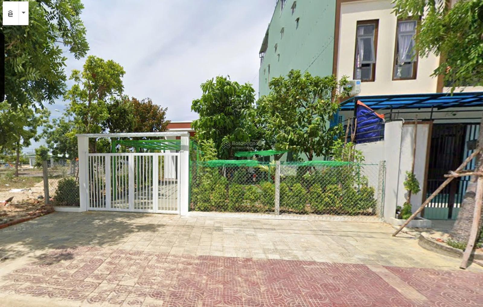 Bán đất 250m2 ngang 10m, tặng nhà vườn đầy đủ công năng, view hồ sinh thái, KĐT số 3, giá 7,9 tỷ