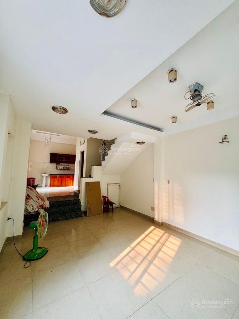 BÁN NHÀ THỦ ĐỨC 3 TẦNG MẶT TIỀN ĐƯỜNG 36- P HIỆP BÌNH CHÁNH- Dt: 60m2(4x15)- Chỉ : 5.1 tỷ- 3pN,3WC