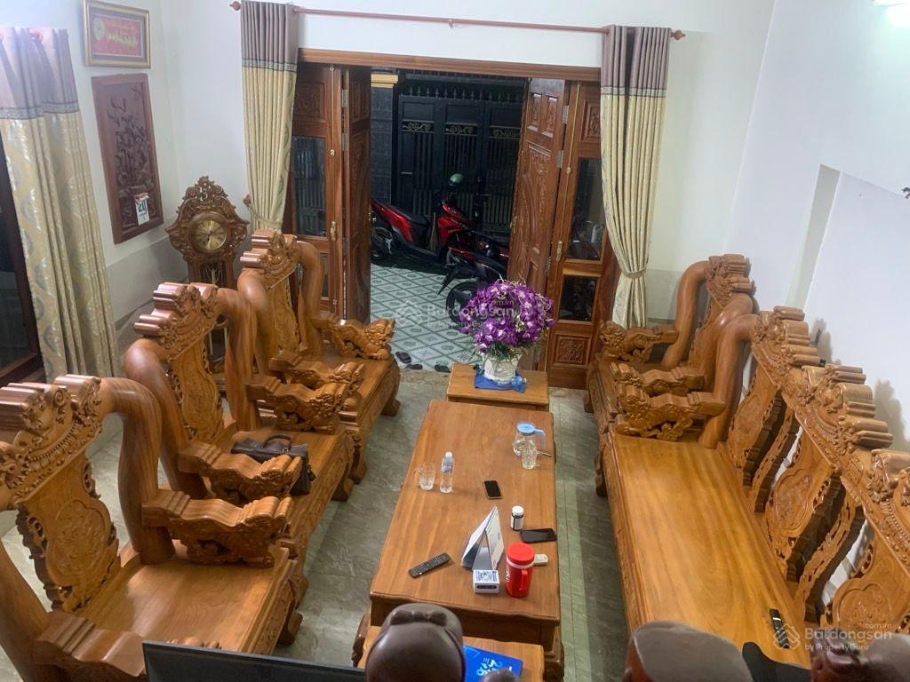 Bán nhanh nhà 2 tầng mặt tiền đường. Ngang 7m. XH ngủ trong nhà. Nhà dân xây BTCT Dĩ An