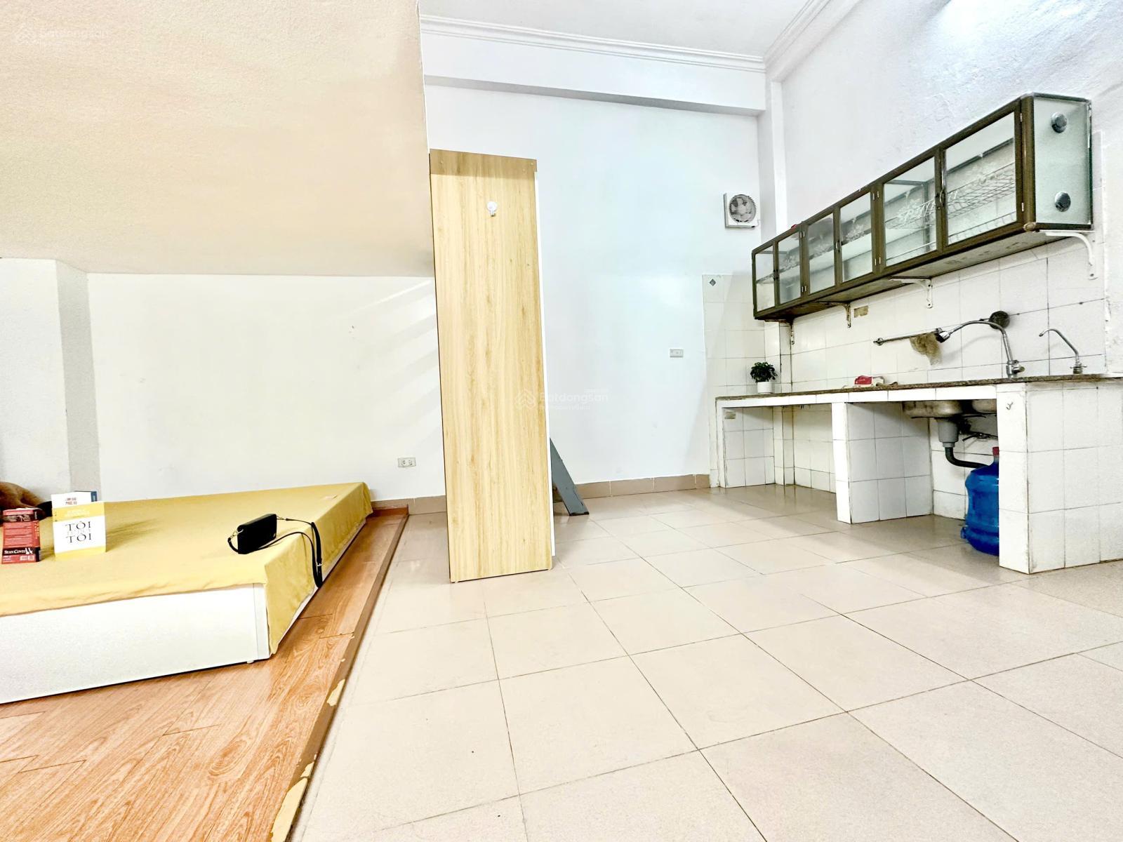 Phòng trọ ccmn gác xép 192 Yên Hòa cạnh chùa Cót