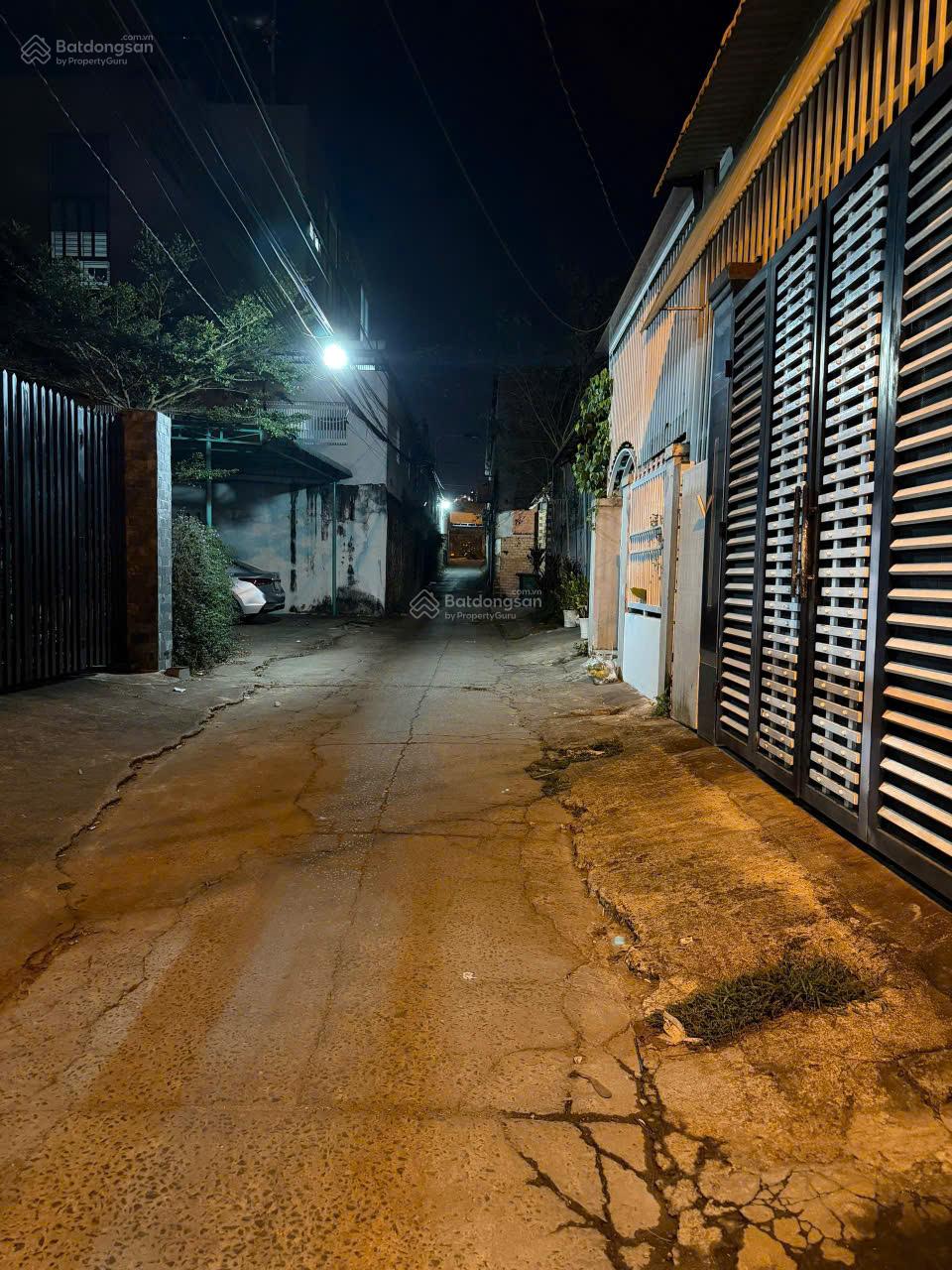 Đất Long Khánh, DT: 6,2m x 21m nở hậu 6,5m, tổng 136m2, nhiều tiện ích Đất Long Khánh, DT: 6,2m x 21m nở hậu 6,5m, tổng 136m2, nhiều tiện ích