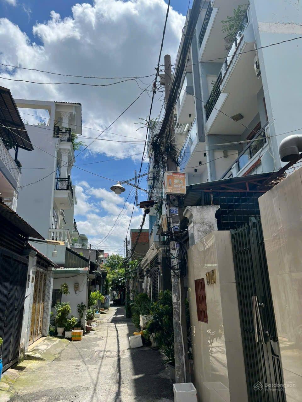 Nhà hẻm 1 trục, 80m2 đất, chỉ 6tỷ TL. Huỳnh Văn Nghệ, P12, Gò Vấp, TP HCM. Cách MT chỉ 40m Nhà hẻm 1 trục, 80m2 đất, chỉ 6tỷ TL. Huỳnh Văn Nghệ, P12, Gò Vấp, TP HCM. Cách MT chỉ 40m