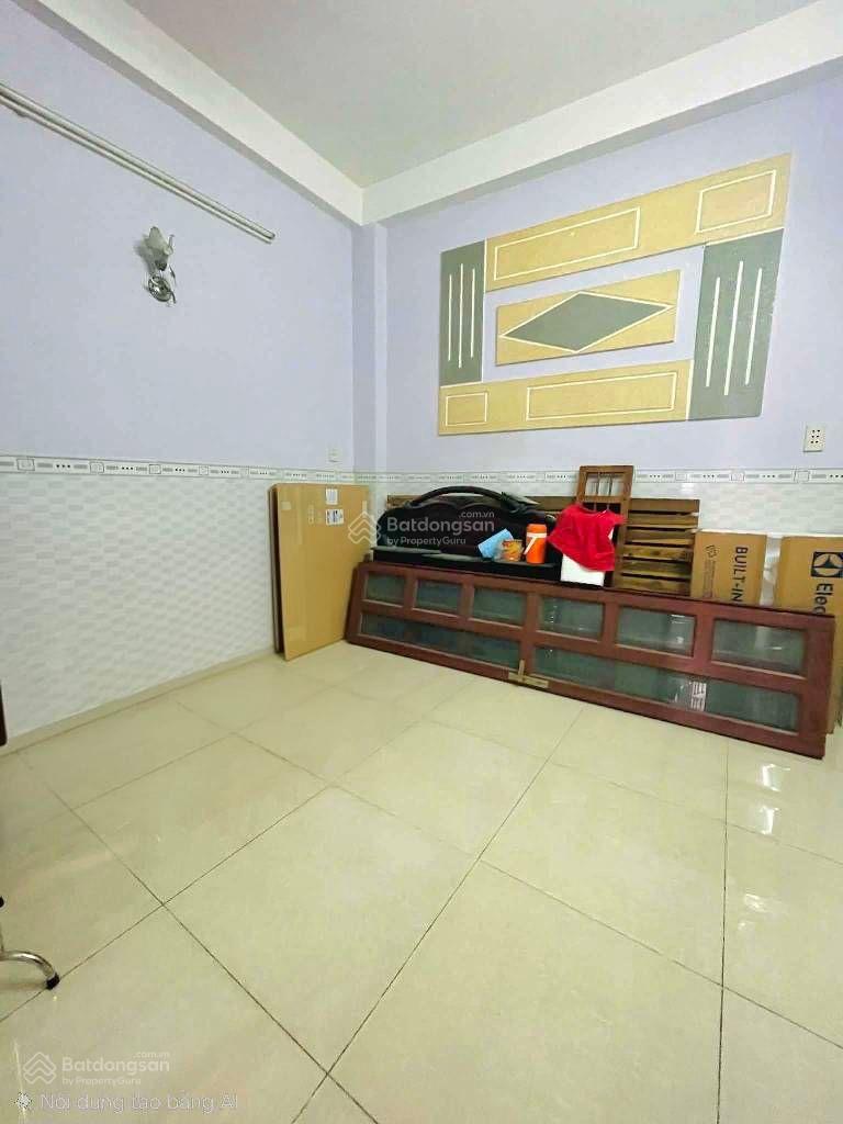 Bán nhà riêng Nguyễn Thị Nhỏ, 7,9 tỷ, 40m2, 5PN, 4WC, giá tốt