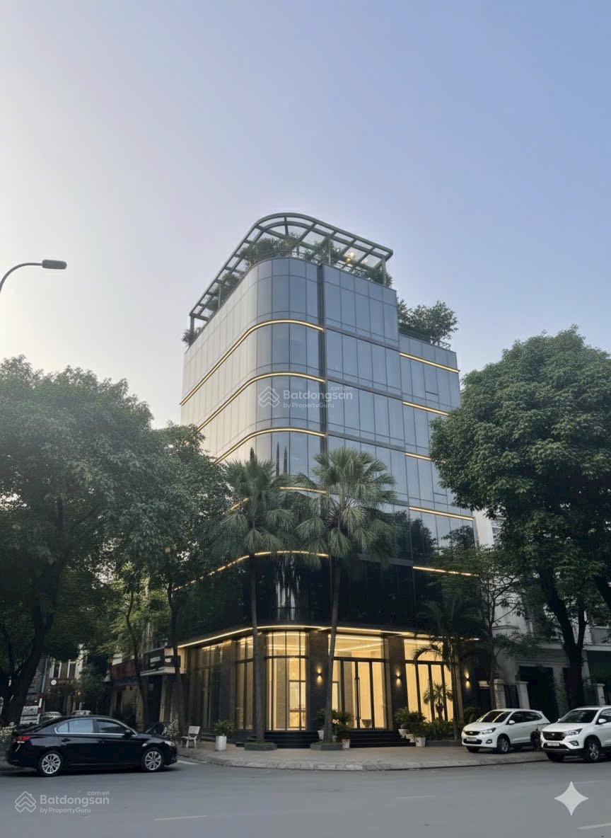 Nhà lô góc Nguyễn Tuân, 110m2 x 5 tầng - thang máy, phù hợp văn phòng, showroom, giá 59tr Nhà lô góc Nguyễn Tuân, 110m2 x 5 tầng - thang máy, phù hợp văn phòng, showroom, giá 59tr