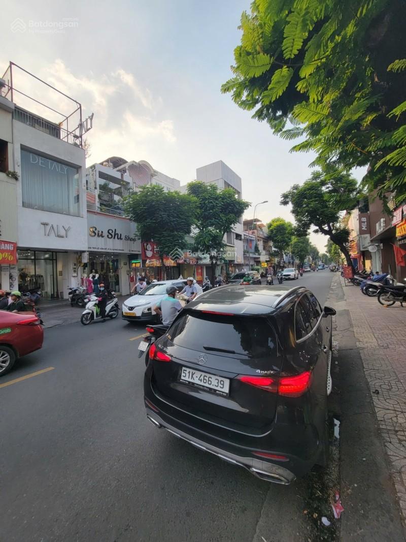 Giảm mạnh 13 tỷ bán nhà góc 2 MT Trần Hưng Đạo P1 Q5 DT 7.85x20m XD mới hầm 8 tầng giá 82 tỷ