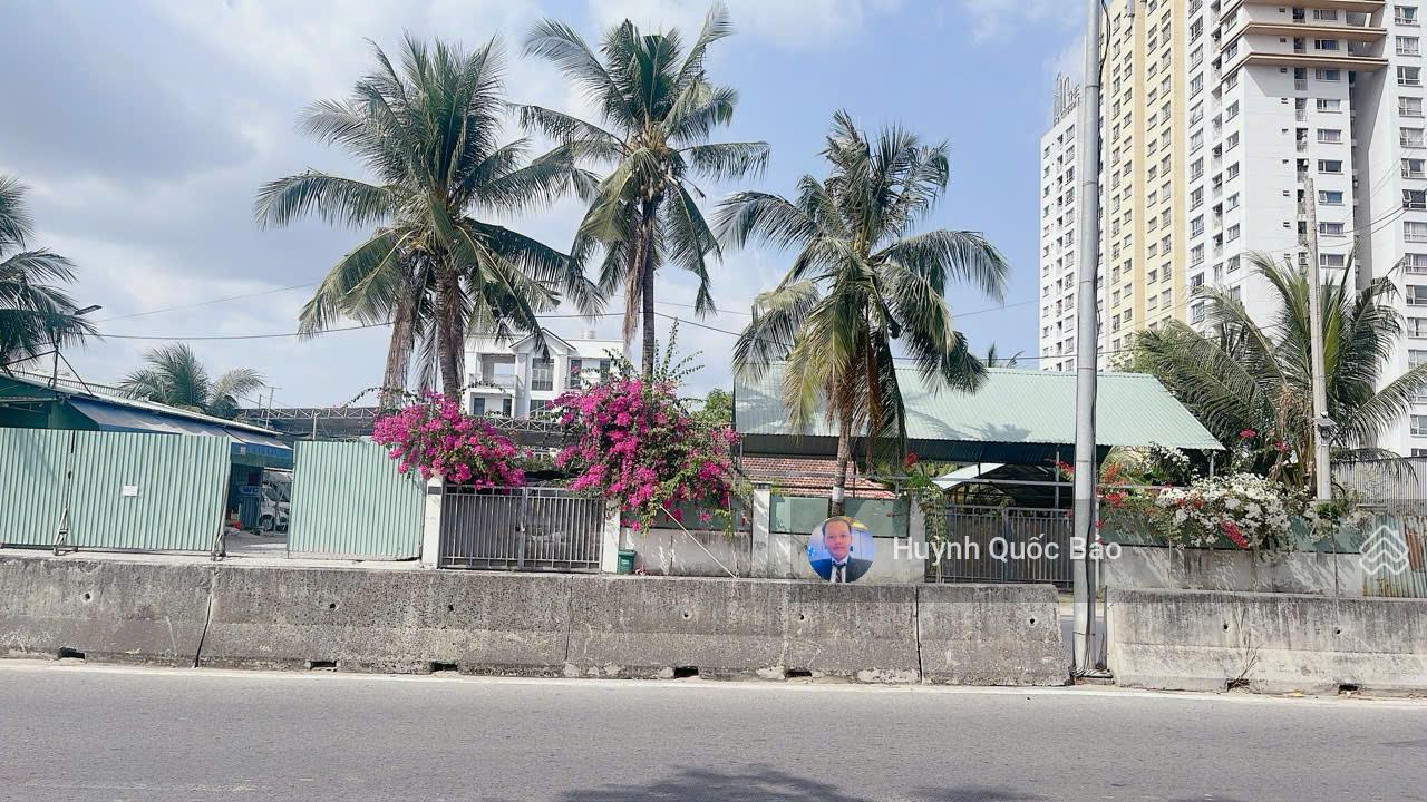 Siêu quỹ đất MT Liên Phường 30x66m giá 700 tỷ - Lợi nhuận kép từ vận hành và tăng trưởng hạ tầng