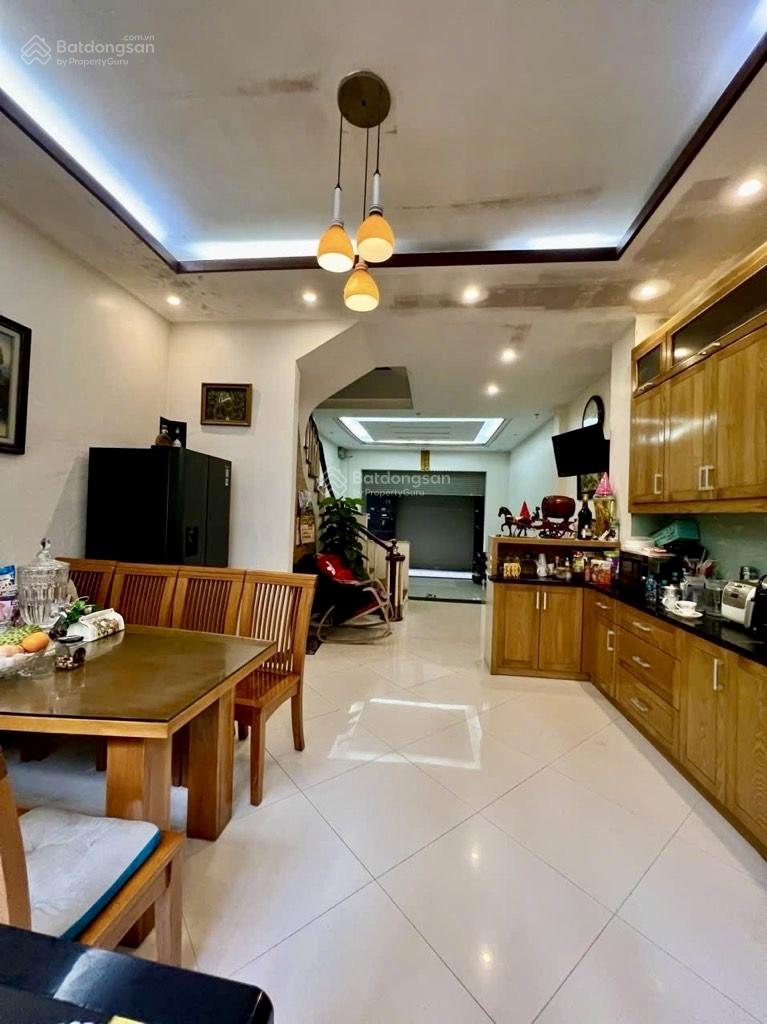 BA ĐÌNH-NGỌC HÀ-GẦN MẶT NGÕ Ô TÔ TRÁNH-DÂN XÂY- 6 NGỦ-ĐẸP -SANG-XỊN-KINH DOANH- VĂN PHÒNG-GIÁ TRỊ