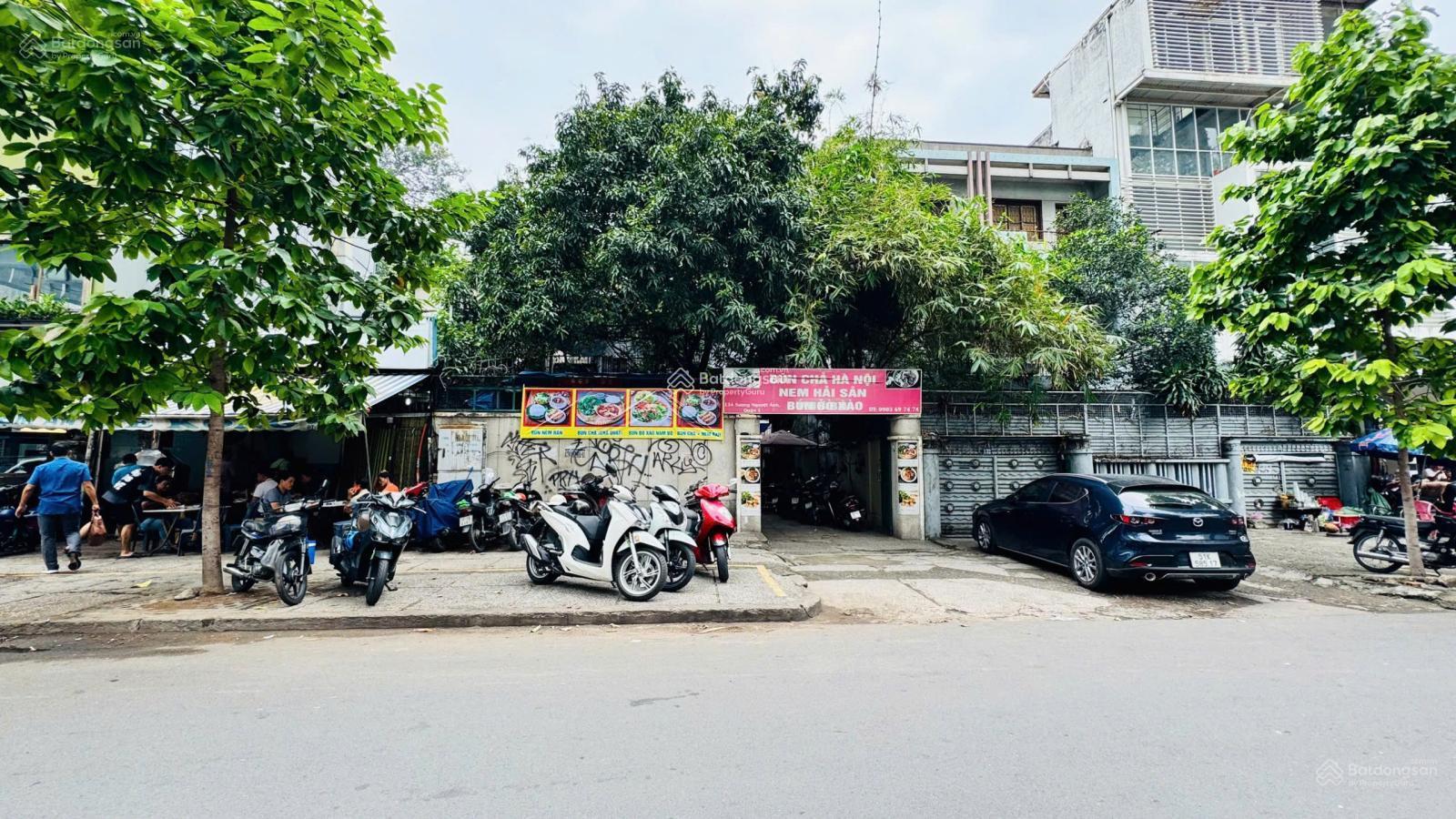 Bán biệt thự số 134 Sương Nguyệt Anh, Phường Bến Thành, Quận 1 (10x40m) giá tốt