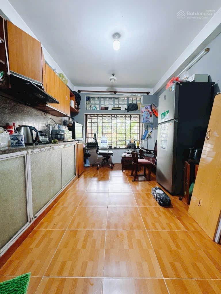 Bán nhà đôi 6 tầng trên trục đường Khánh Hội