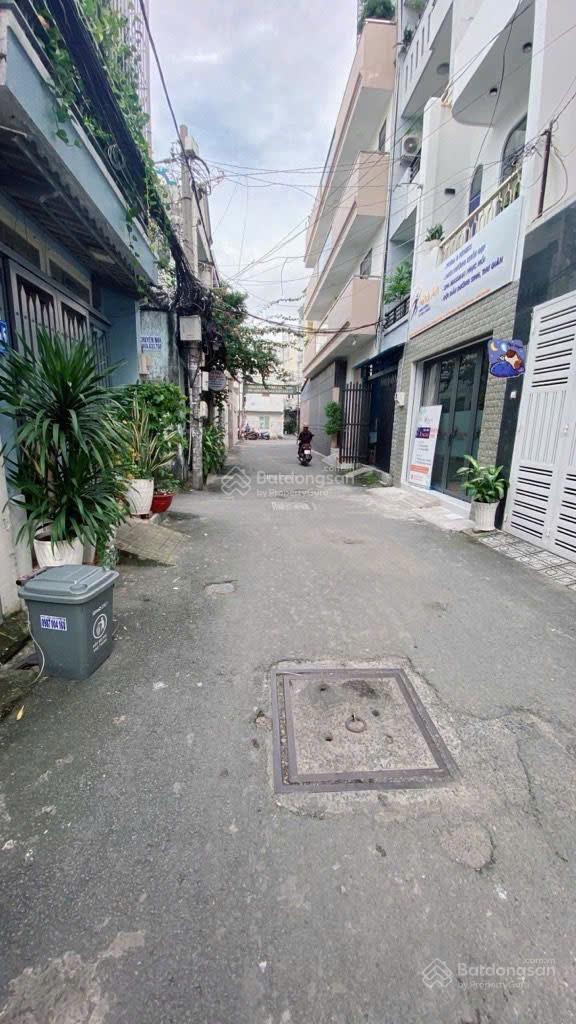 Chỉ 9.5 T sở hữu căn hộ dịch vụ xinh 4 tầng ngay Gần Công Viên Làng Hoa, hẻm xe hơi tránh an ninh Chỉ 9.5 T sở hữu căn hộ dịch vụ xinh 4 tầng ngay Gần Công Viên Làng Hoa, hẻm xe hơi tránh an ninh