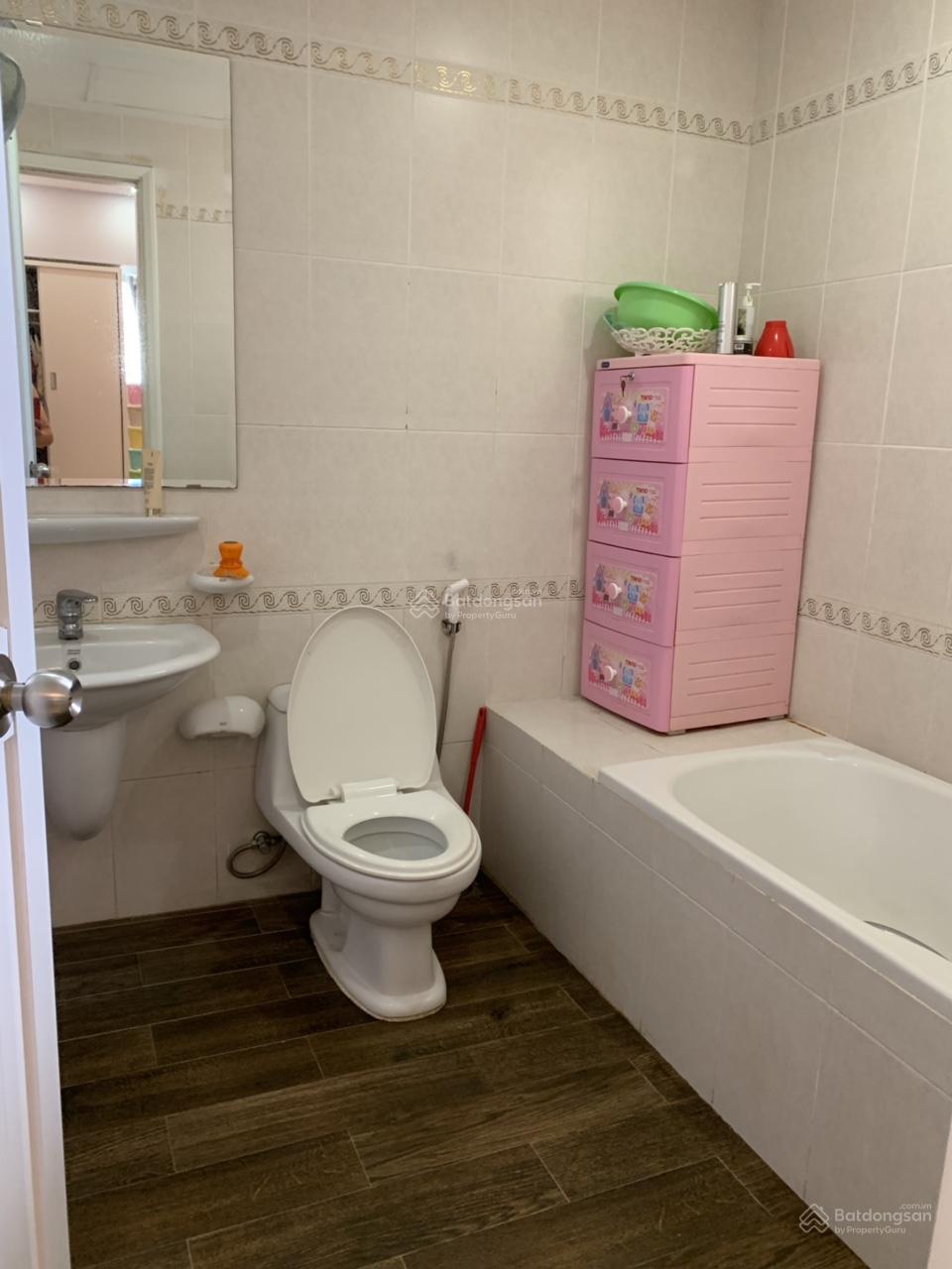 Bán căn hộ chung cư Phú Mỹ, quận 7, 93m2, 2PN, 1PLV, 5tỷ3, LH 0907 727 ***