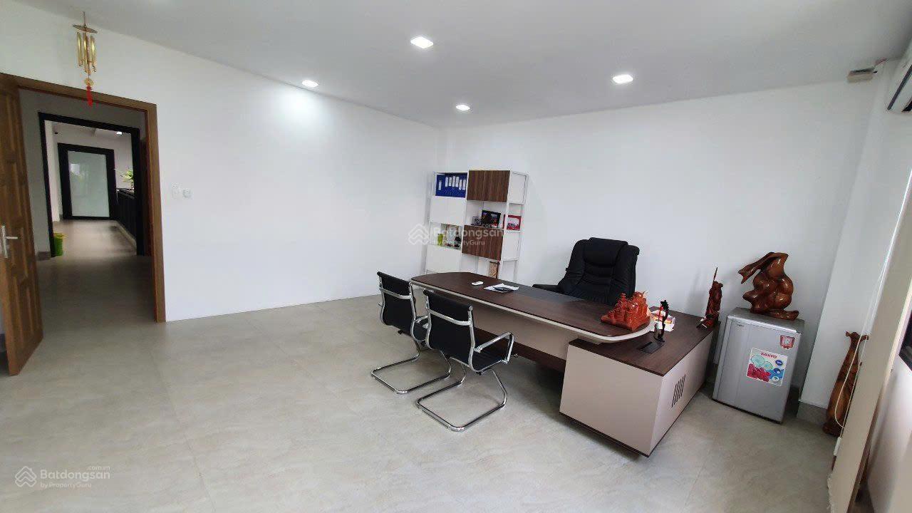 Thăng Long - Phan Thúc Duyện / DT: 4.5x17m / 5 tầng + thang máy / Gía bán: 17 tỷ