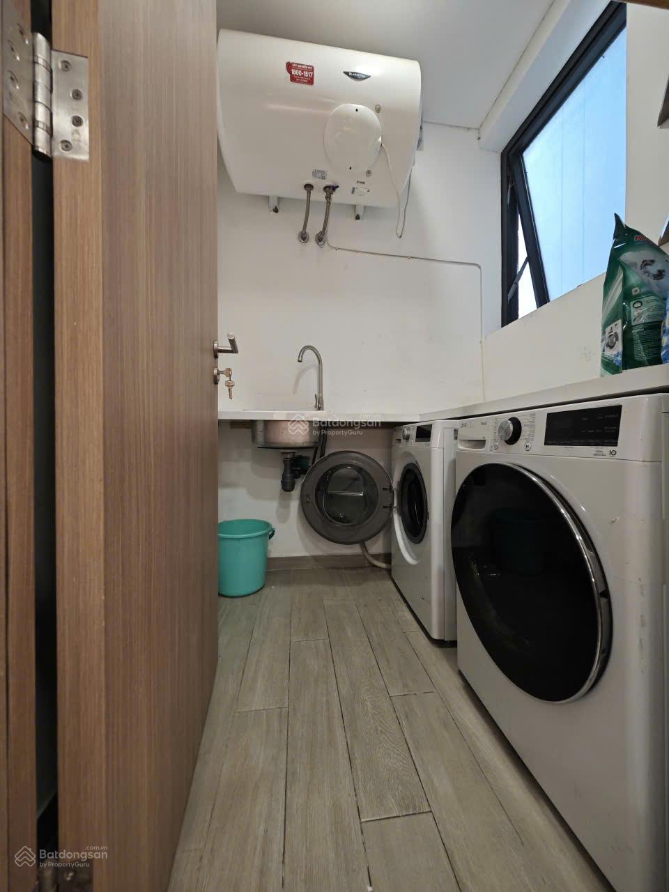 Cho thuê 3 phòng ngủ, đầy đủ nội thất, giá rẻ hơn thị trường 5 triệu