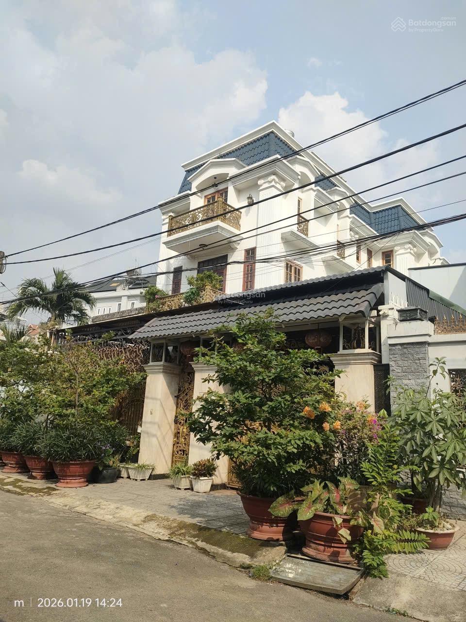 Bán nhà đường Linh Trung, Phường Linh Trung. Hẻm xe hơi, nhà 1 trệt 2 lầu có 4PN 3WC Bán nhà đường Linh Trung, Phường Linh Trung. Hẻm xe hơi, nhà 1 trệt 2 lầu có 4PN 3WC