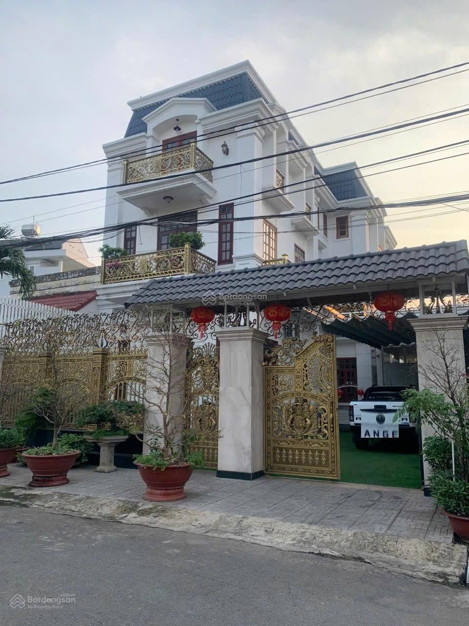 Bán nhà đường Linh Trung, Phường Linh Trung. Hẻm xe hơi, nhà 1 trệt 2 lầu có 4PN 3WC Bán nhà đường Linh Trung, Phường Linh Trung. Hẻm xe hơi, nhà 1 trệt 2 lầu có 4PN 3WC