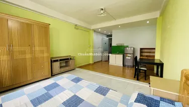 Cho thuê phòng rộng 28m2 tại lầu 1, 68/27 Út Tịch, gần Hoàng Việt, Hoàng Văn Thụ