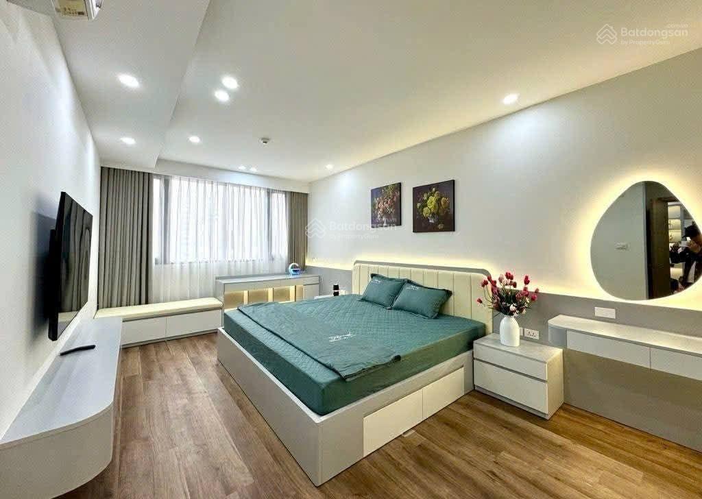 Bán gấp nhà 6 tầng,53m2, giá 16,5 tỷ Doãn Kế Thiện, Mai Dịch, Cầu Giấy, Hà Nội