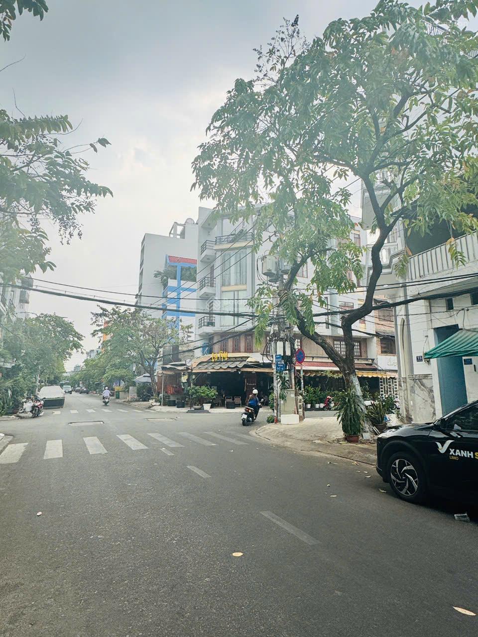 BÁN NHÀ MẶT TIỀN NGUYỄN NGỌC NHỰT (4.1 X 20.1M) CẤP 4, GIÁ 11.2 TỶ  QUẬN TÂN PHÚ