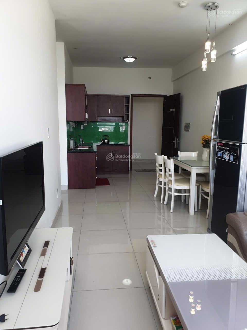 Bán căn hộ Tô Ký Tower Q12, 61m2, 2PN-2WC, tặng nội thất, đã có sổ, giá 2tỷ7 (thương lượng).