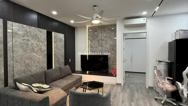 Chính chủ bán căn hộ 96,7m2 ở chung cư FLC Complex 36 Phạm Hùng full nội thất ở luôn giá 9 tỷ