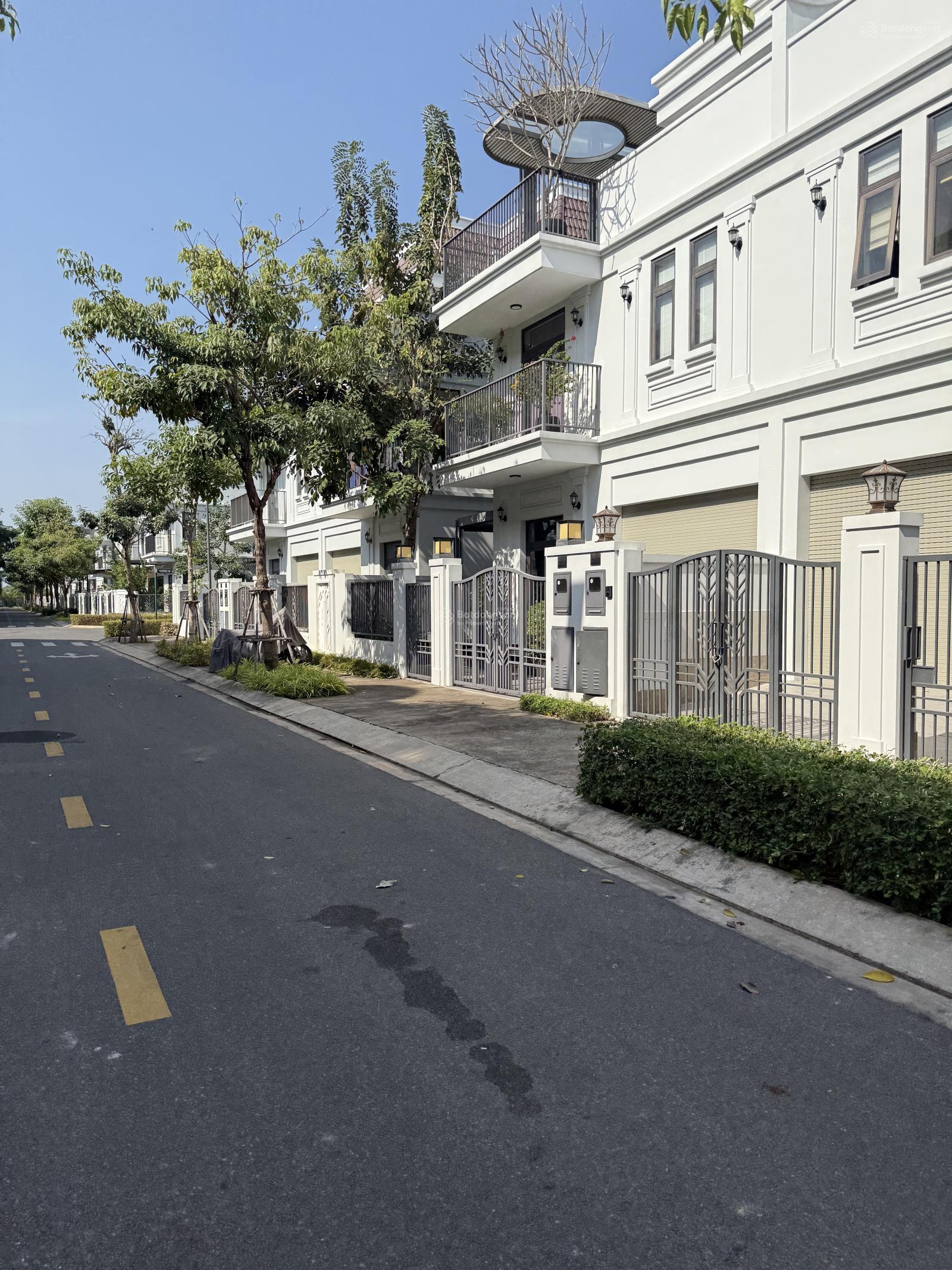 Bán Biệt Thự Song Lập. Đã Nhận Nhà 13.5 tỷ. Không phát sinh chi phí.