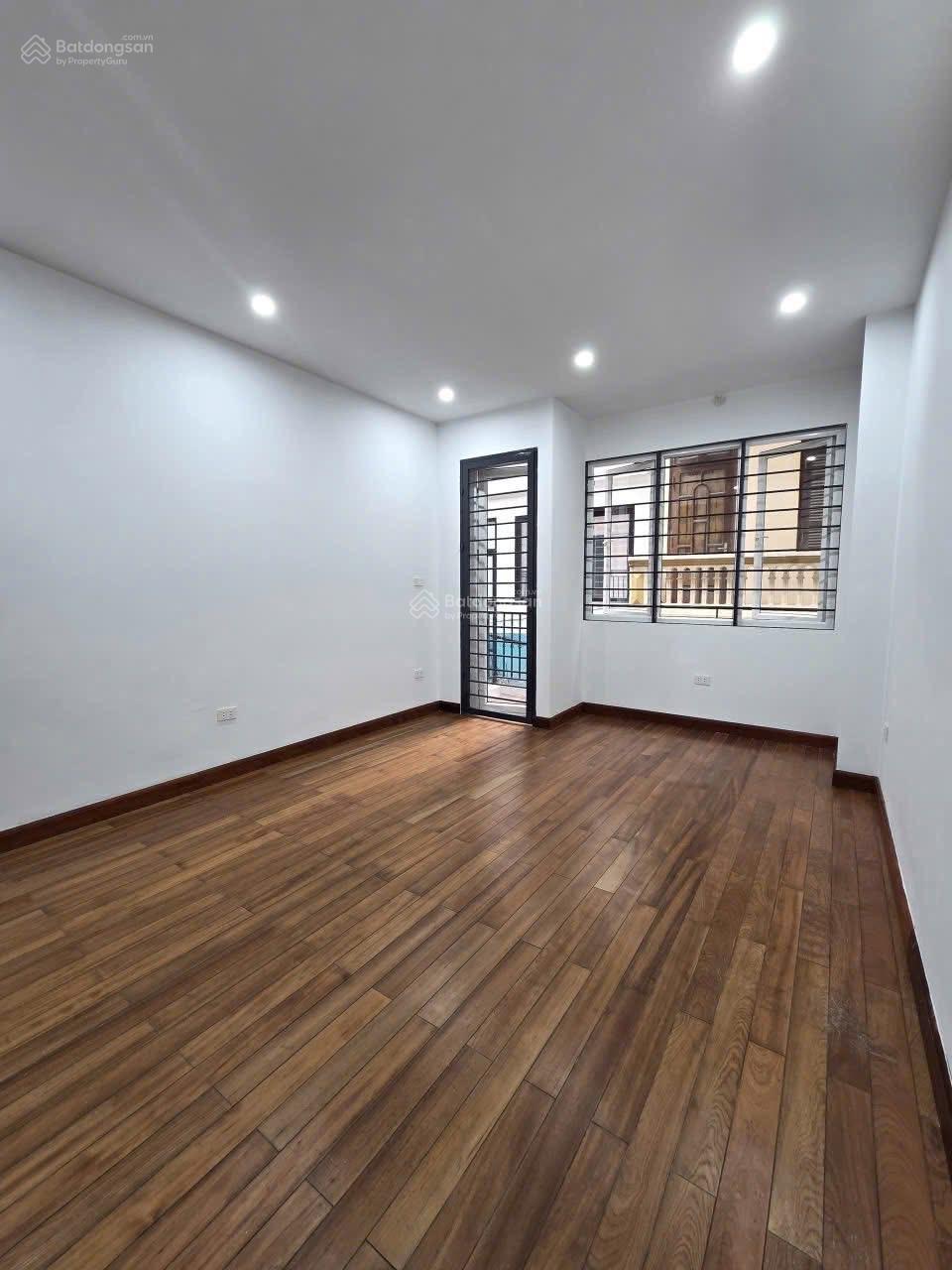 Bán nhà đẹp - Thanh xuân - Lê Trọng Tấn - Ô tô - Thang máy - DT 55m2, giá 18 tỷ