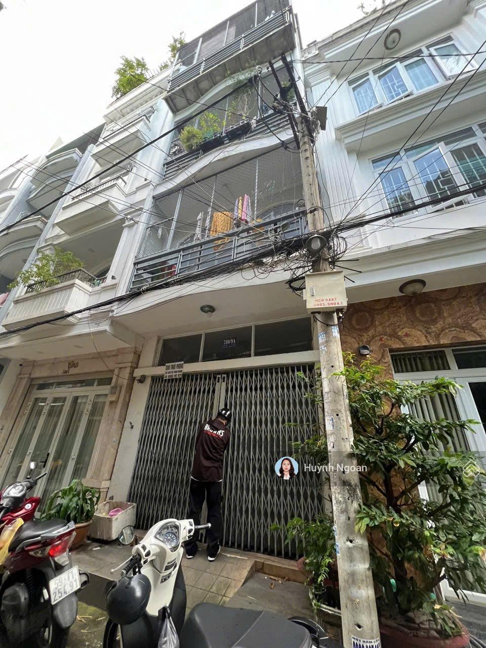 Bán nhà ở đường Nguyễn Kiệm ,Phú Nhuận Oto tới nơi giá chỉ 9tỷ500tr Dt 40m2 6PN đang cho thuê 20tr. Bán nhà ở đường Nguyễn Kiệm ,Phú Nhuận Oto tới nơi giá chỉ 9tỷ500tr Dt 40m2 6PN đang cho thuê 20tr.