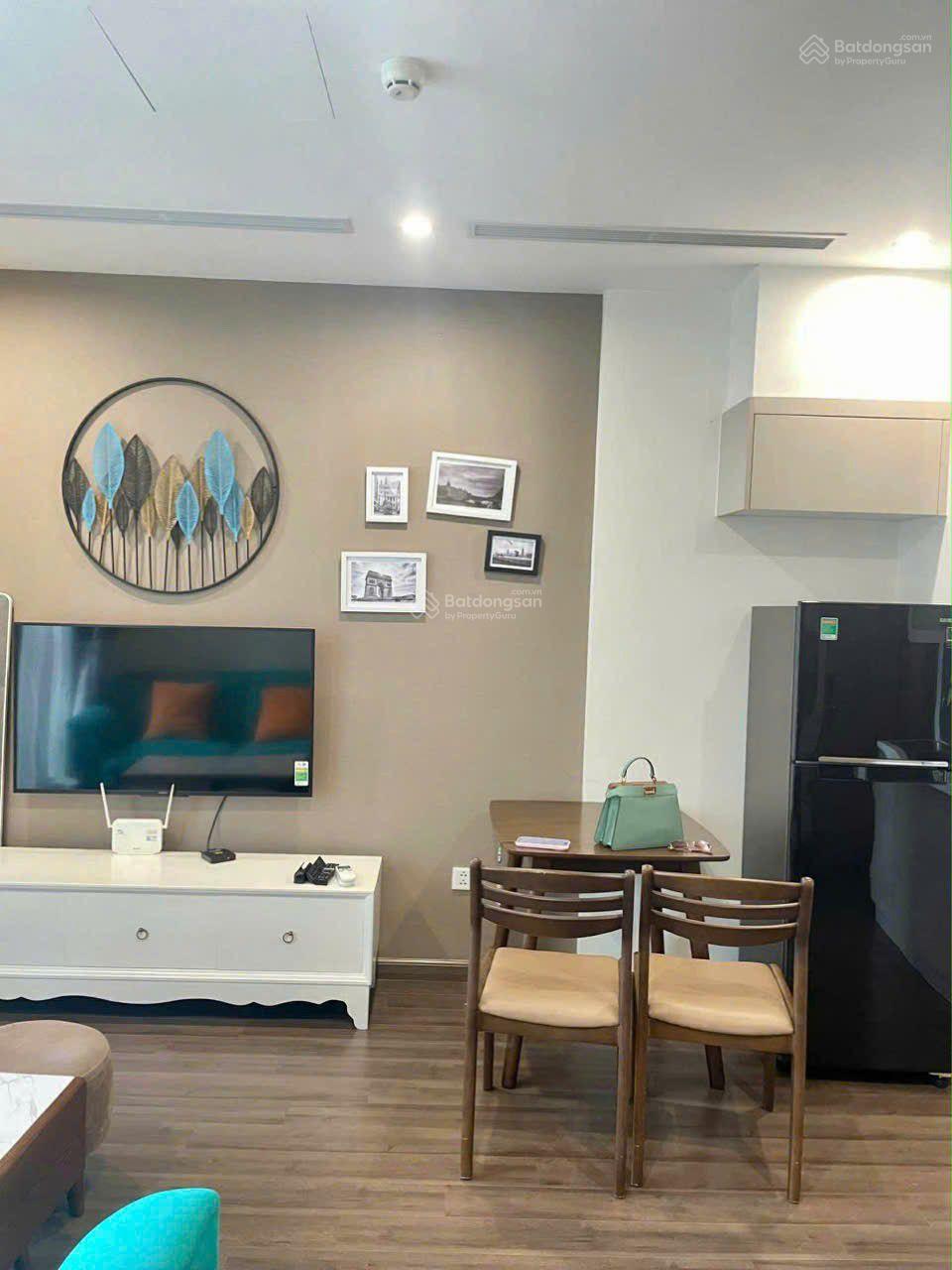 8,5tr/th căn 1ng đầy đủ nội thất tại Vinhomes Symphony, LH 0934 655 ***