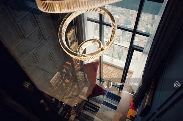 Hàng Hiếm! Sky Villa Vinhomes Metropolis 265m2 thông sàn, full nội thất Cao Cấp, chủ thiện chí bán