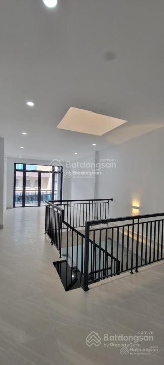 Chỉ 5.7 tỷ - Nhà mới đẹp hẻm Lạc Long Quân Thông ra 55 Thành Mỹ, 3x10m [nở hậu 3.8m] 3 Tầng - 3PN