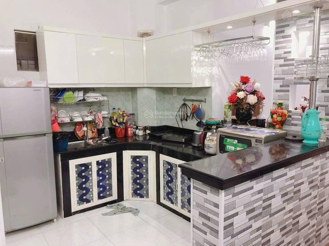 Bán chung cư Ngô Tất Tố, dt 86m2 3pn tầng THẤP THANG BỘ