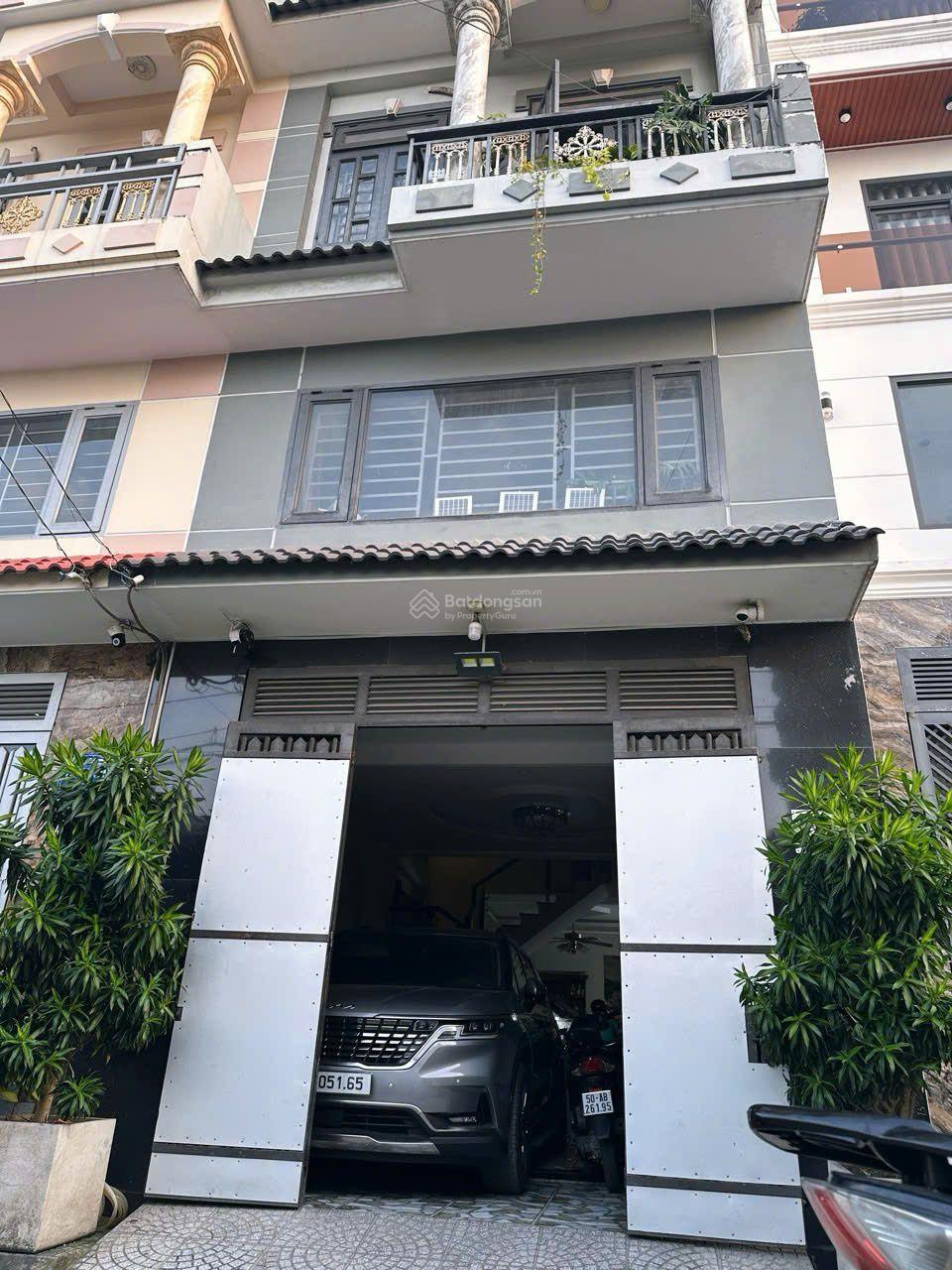 Bán nhà riêng tại Bùi Văn Ngữ, Hiệp Thành, Q12, diện tích 60m2. Nhà đẹp 4 tầng Giá 5.5 tỷ