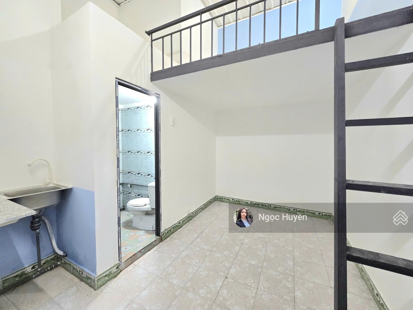 Siêu phẩm - giá 44tr/m2 - đất mặt tiền ĐS2 - tặng dãy trọ mới thu nhập 12tr/th - giáp Thủ Đức